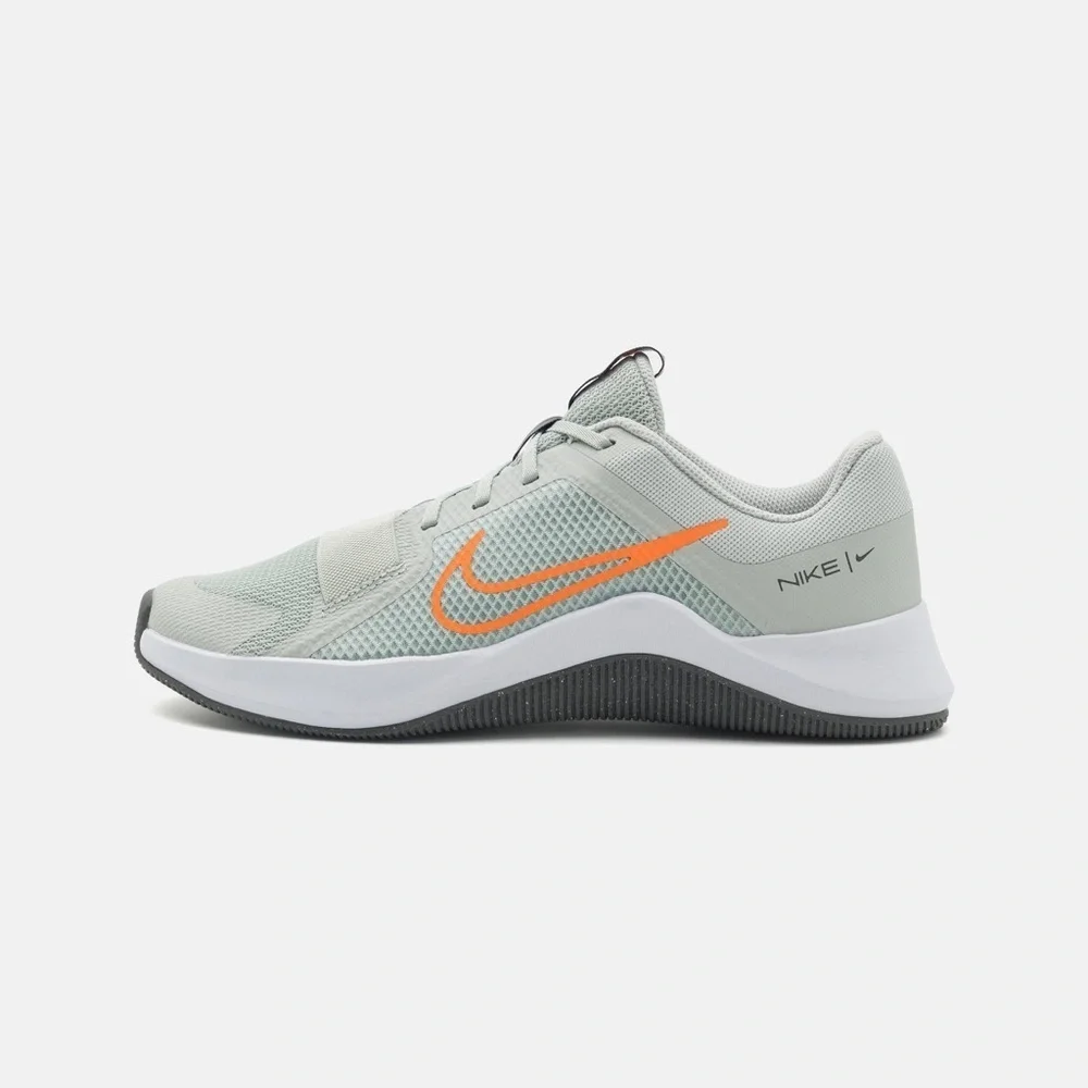 Men's Nike MC Trainer 2, Size 11.5
